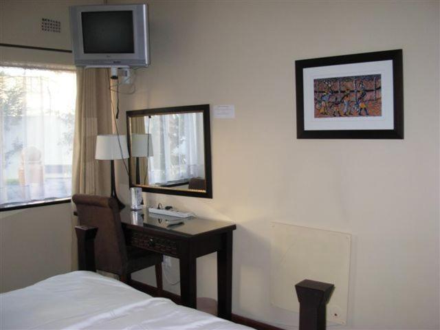 Liongate Bed And Breakfast 伊登维尔 客房 照片